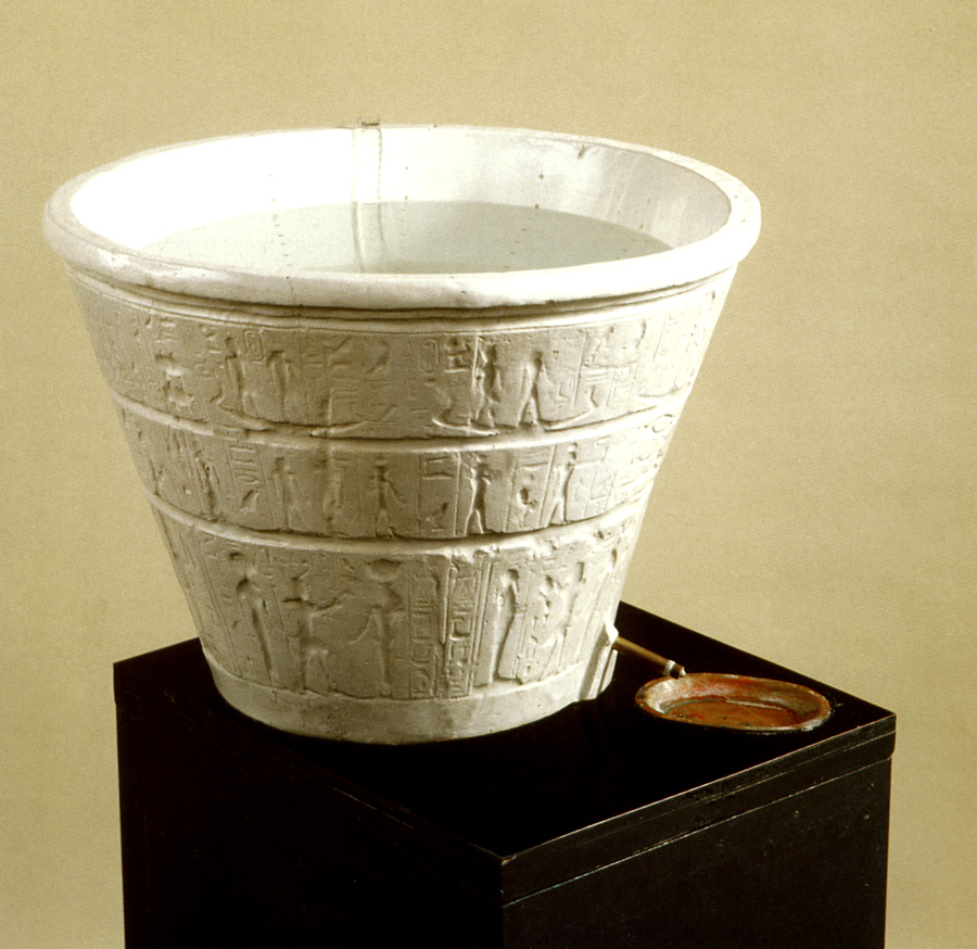 Reconstruction of an Egyptian Clepsydra from the Temple of Karnak | Source: L. von Mackensen, Neue Ergebnisse zur ägyptischen Zeitmessung. Die Inbetriebnahme und Berechnung der ältesten erhaltenen Wasseruhr, Alte Uhren 1, 1978, ohne Seitenangabe. Reconstruction of an Egyptian Clepsydra from the Temple of Karnak | Source: L. von Mackensen, Neue Ergebnisse zur ägyptischen Zeitmessung. Die Inbetriebnahme und Berechnung der ältesten erhaltenen Wasseruhr, Alte Uhren 1, 1978, ohne Seitenangabe.